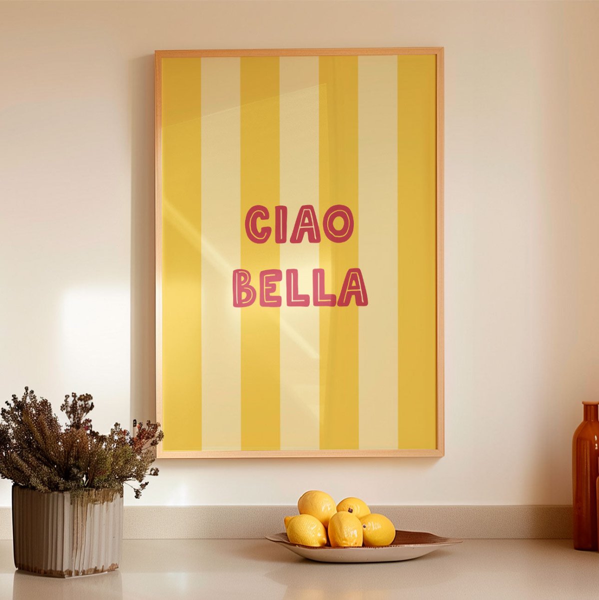 Ciao Bella Poster • modernes italienisches Poster • italienische Wandkunst • Fine Art Poster in gelb - vonSUSI