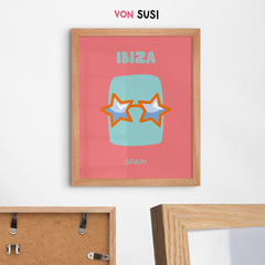 Ibiza Poster • Städteposter Ibiza Spanien • Ibiza Kunstdruck • Poster mit Sonnenbrille - vonSUSI