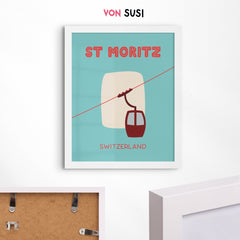 Sankt Moritz Poster • Städteposter Schweizer Berge • St Moritz Poster • Poster mit Ski Gondel Motiv in hellblau - vonSUSI